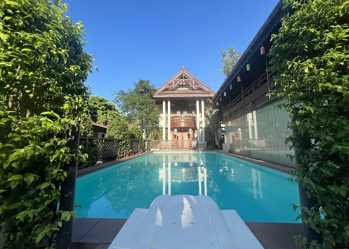 Pha Thai House